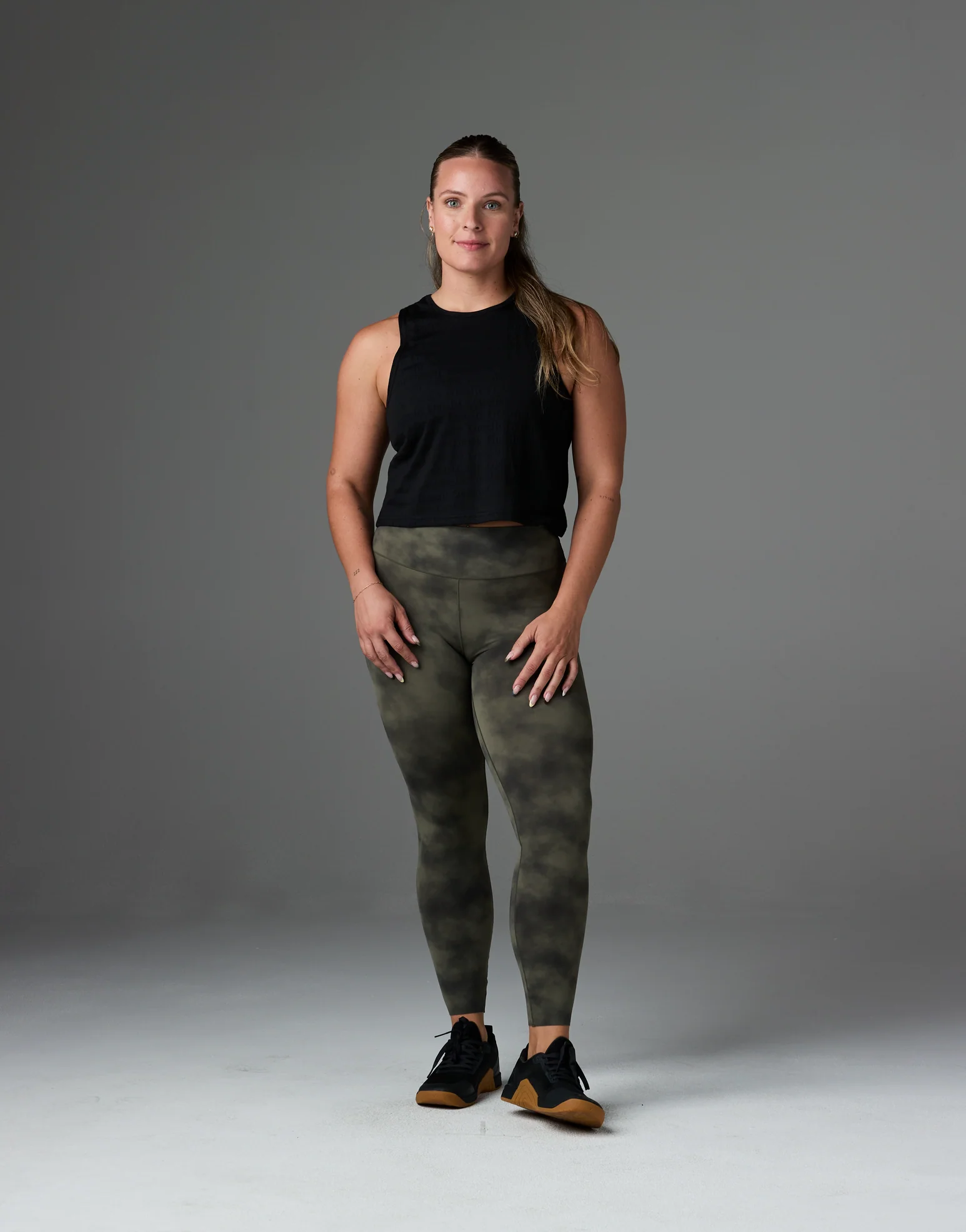 Women's LuxeTek 25" Legging - Image 10